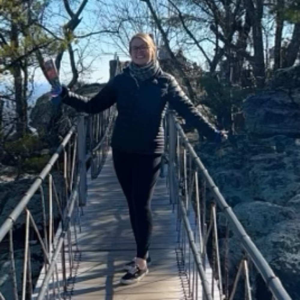 Meet your Posher, Kaela